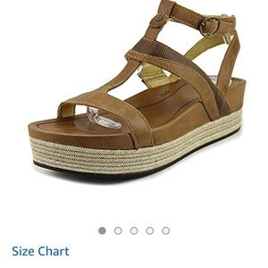 ISO Olukai HiOna Loa sandals - NOT FOR SALE